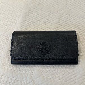 Tory Burch Black Textured Wallet